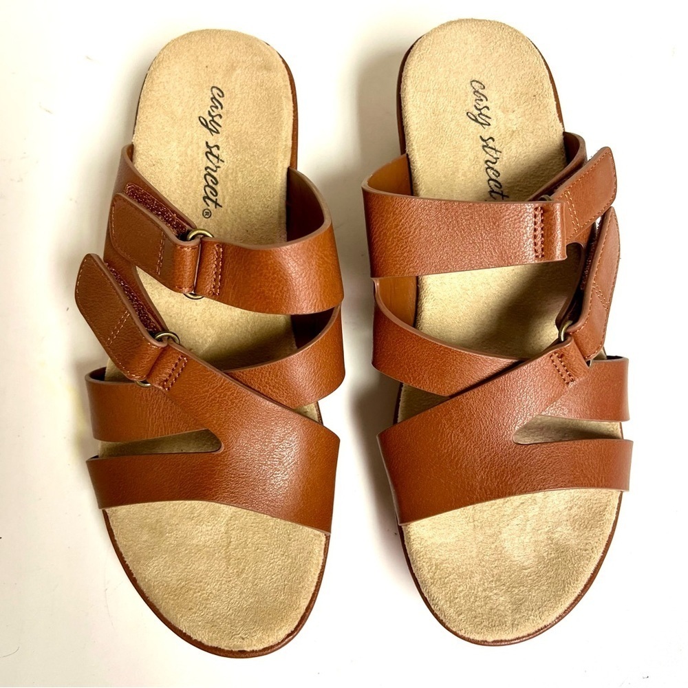 Easy Street Women's Koda Wedge Sandal brown minimalist preppy casual comfy 7M